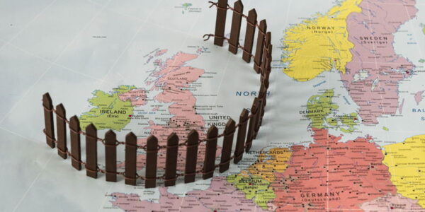 uk ringed off on a map with a fence brexit