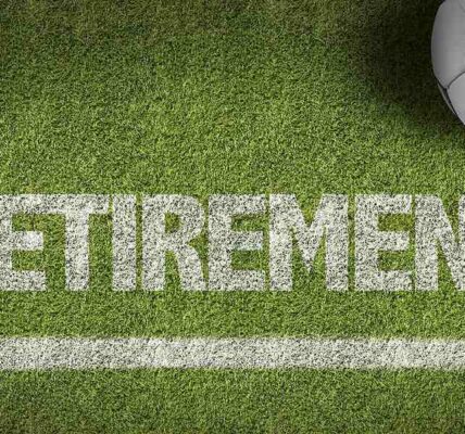 Footballers Retiring Earlier